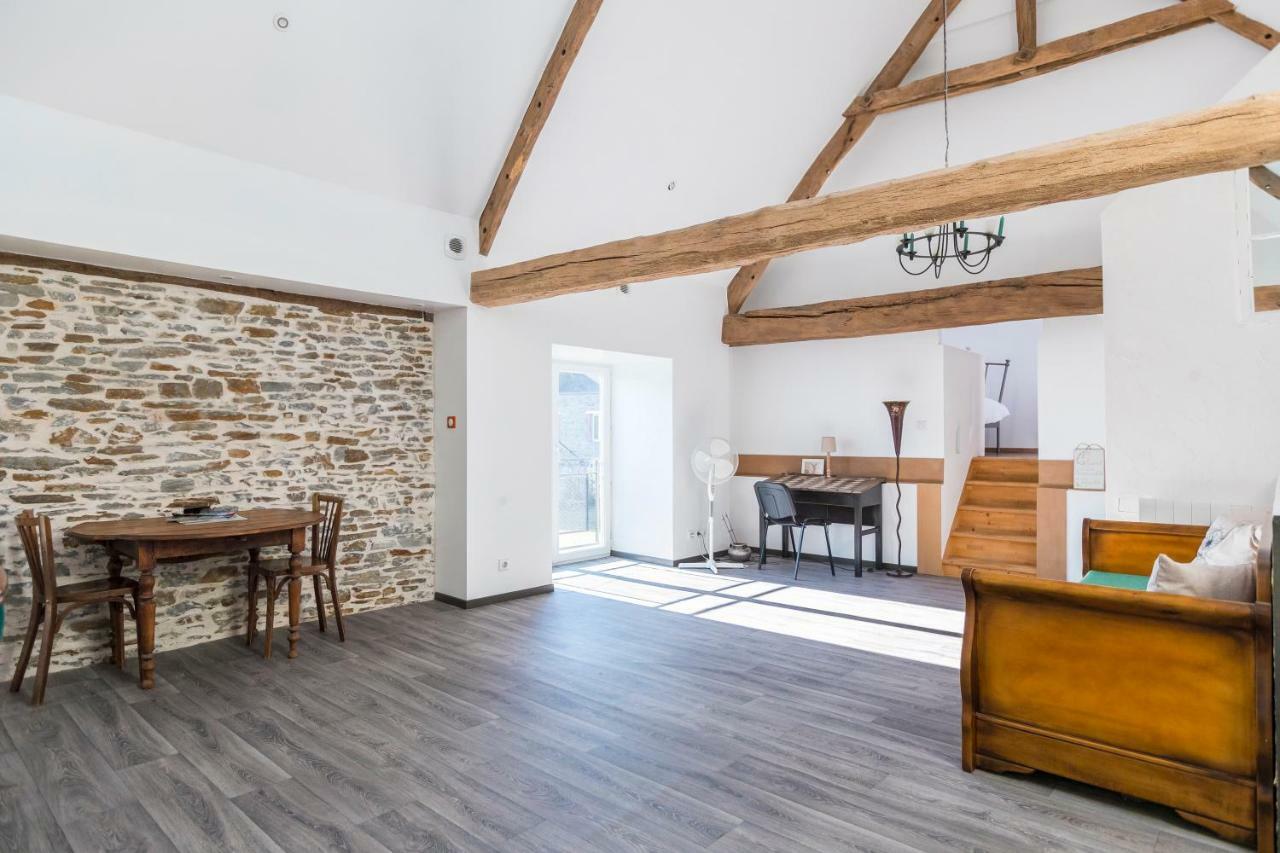 Les Colombes De La Baie Du Mont Saint-Michel Bed & Breakfast Aucey-la-Plaine Екстериор снимка